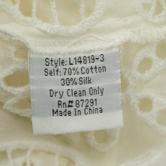Johnny Was Jade Size Small S White Eyelet Embroidered V Neck Cotton Silk Top - Picture 6 of 7